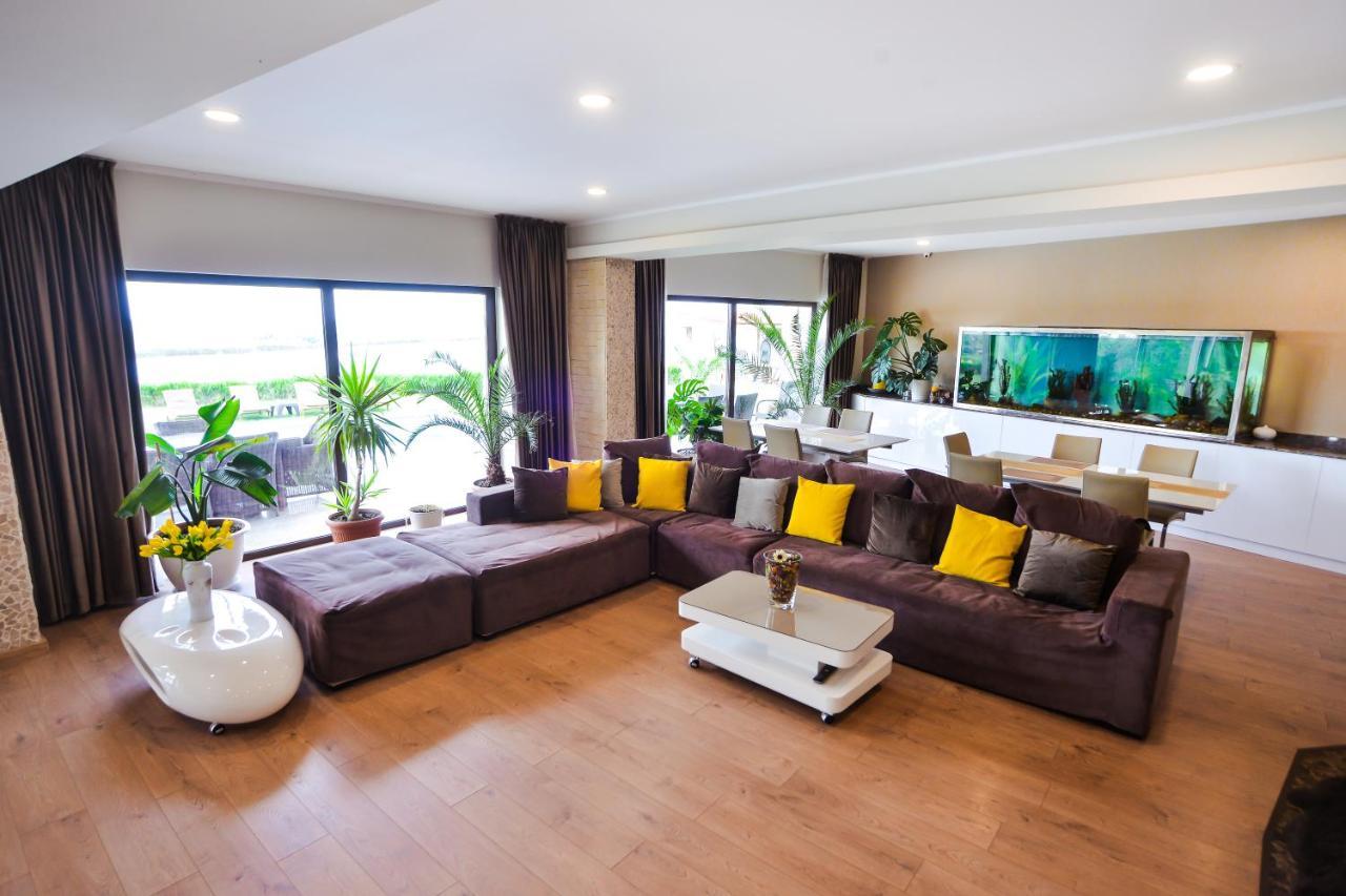 Casa Miralago Boutique Adults Only Tulcea Exterior photo